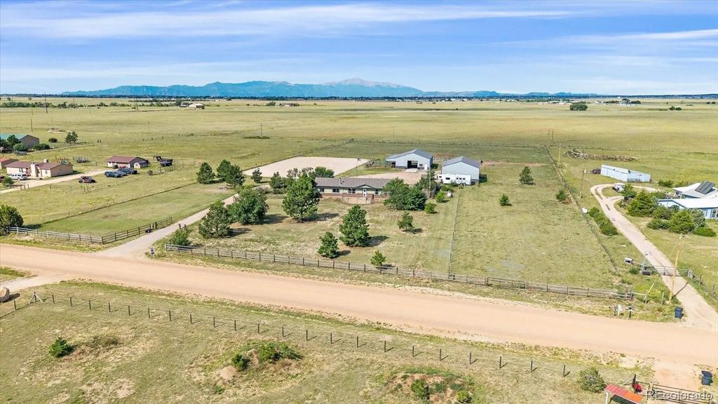 9840 Heritage Park Trail, Peyton