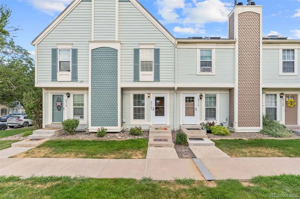 6712 S Independence Street, Littleton