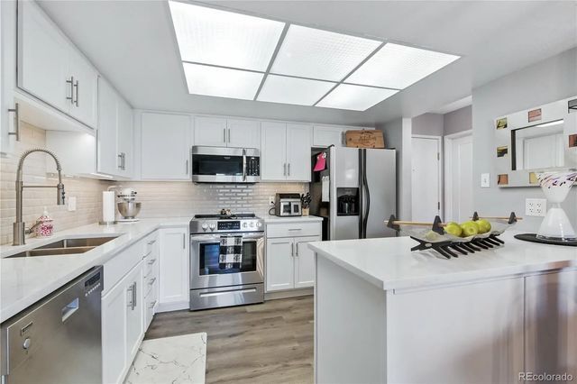 13850 E Marina Drive 404, Aurora