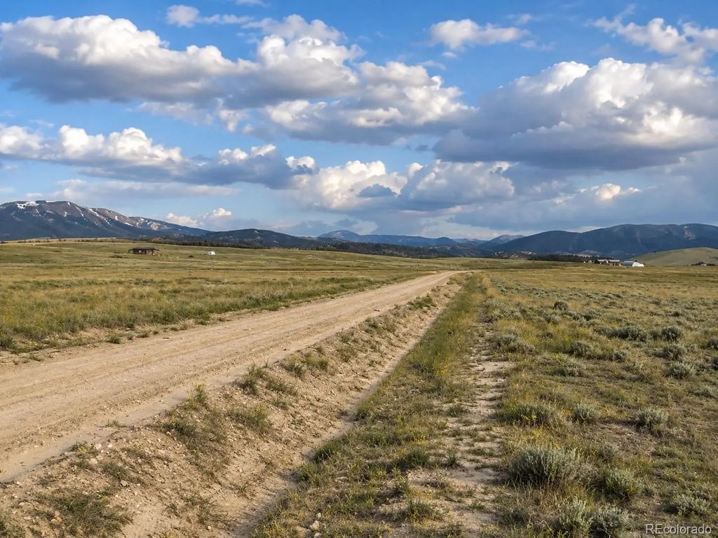 Salt Ranch Trail, Hartsel