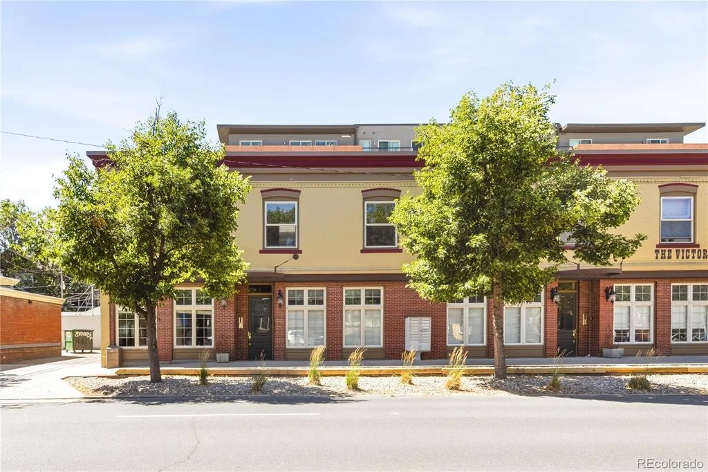 800 E 18th Avenue 201, Denver
