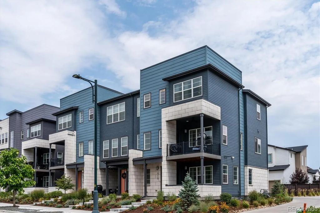 6220 N Dayton Court, Denver