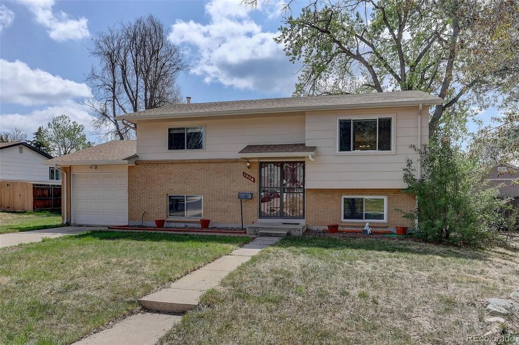 9604 W Kentucky Avenue, Lakewood