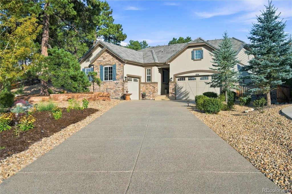 6714 S Catawba Way, Aurora