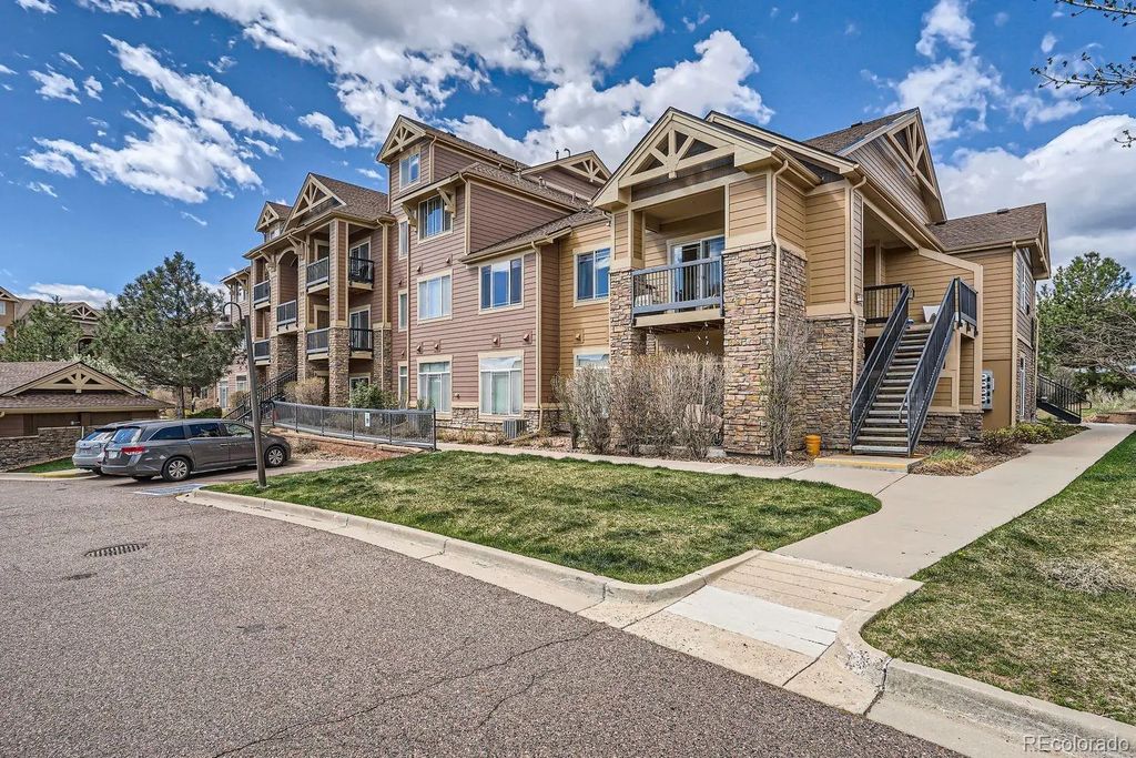 8779 S Kipling Way 204, Littleton