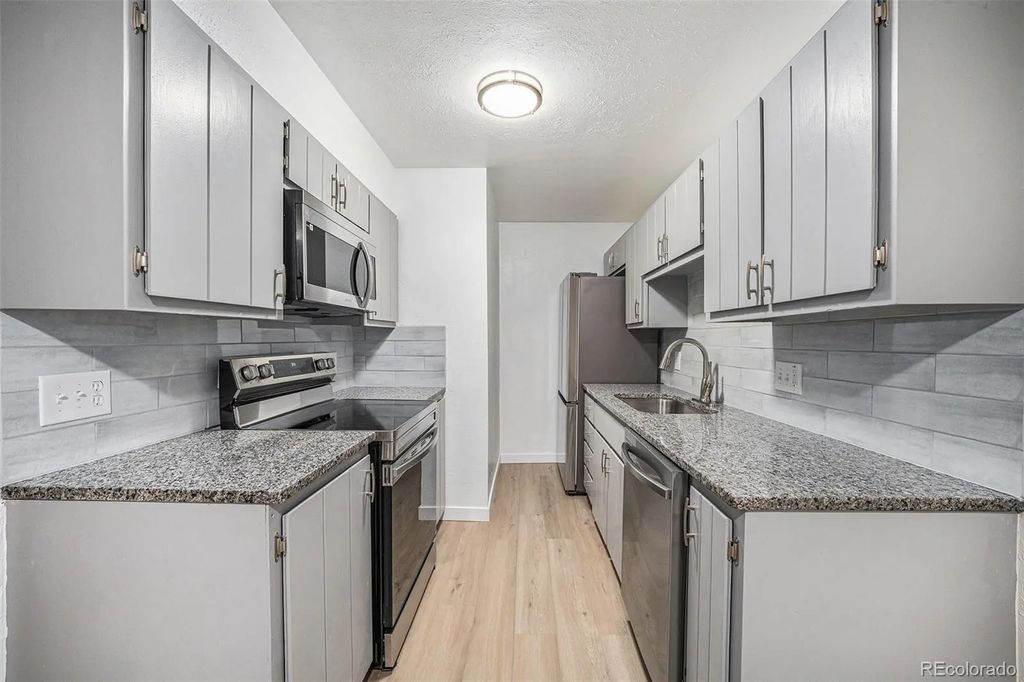 16259 W 10th Avenue K-3, Golden