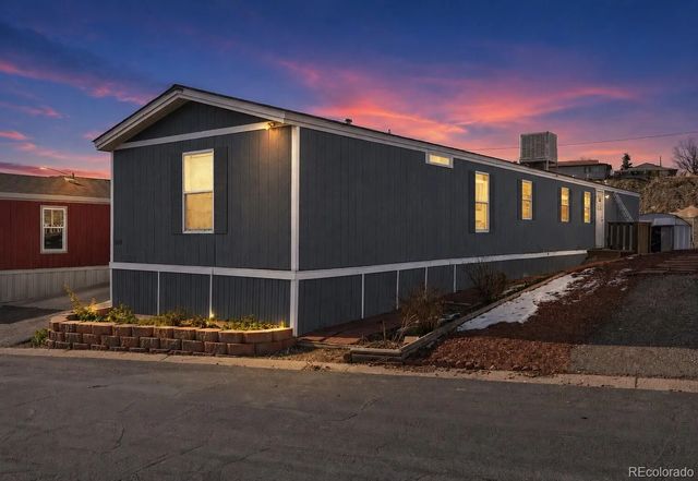 9400 Elm Court, Denver