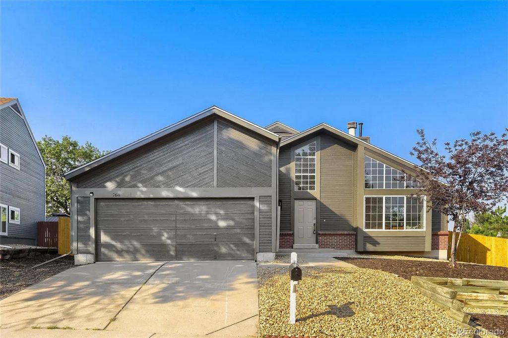 768 S Fairplay Court, Aurora