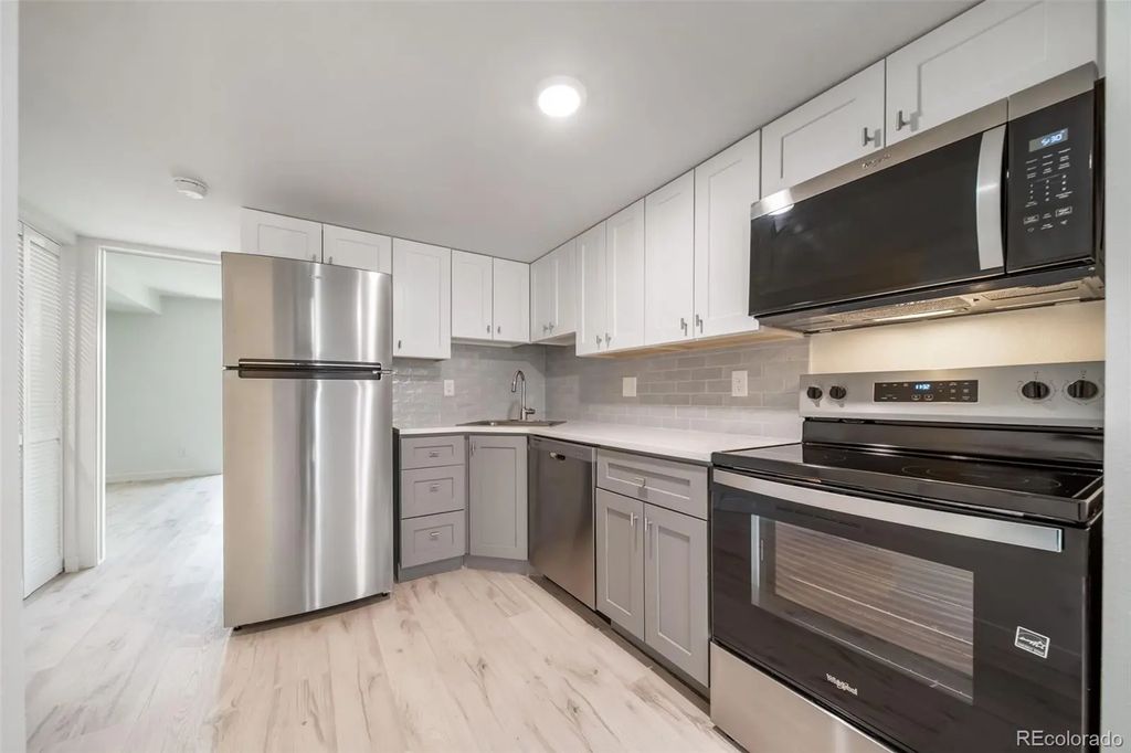1885 S Quebec Way A111, Denver