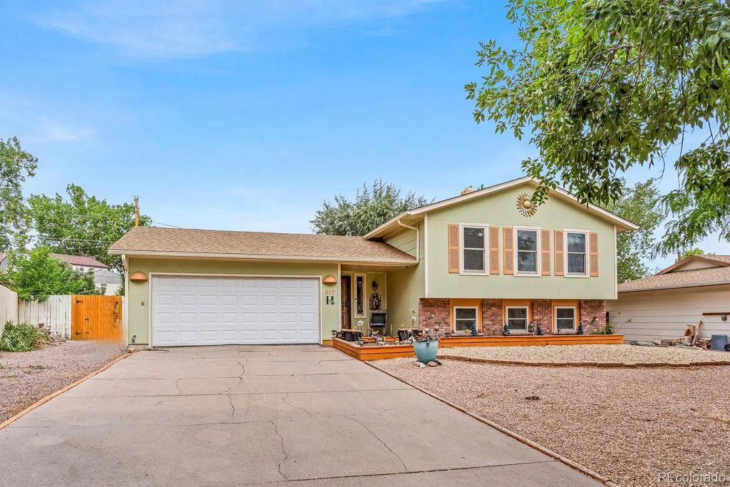 607 Phay Avenue, Canon City