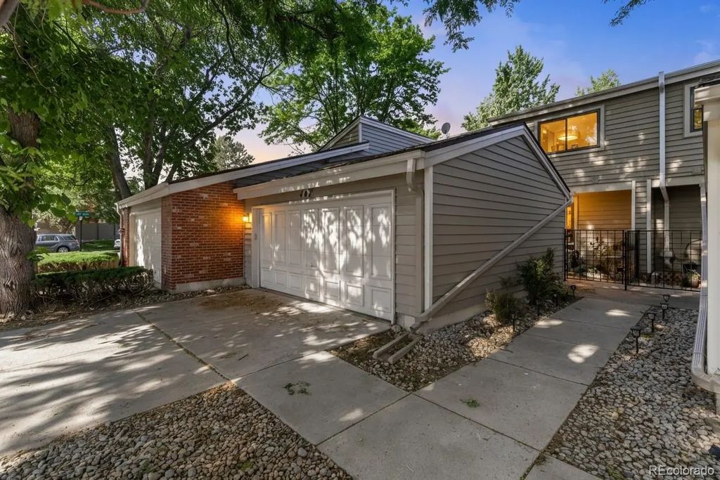 7925 W Layton Avenue 603, Littleton