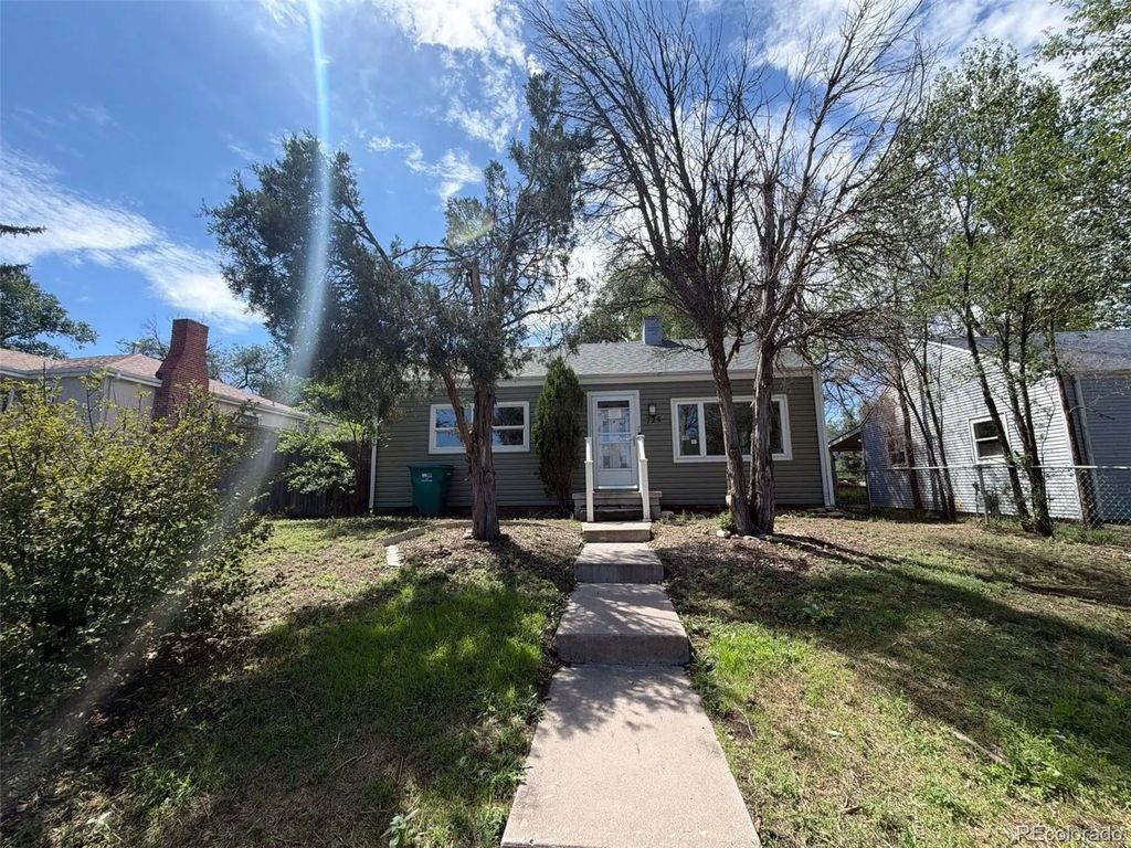 725 E Las Animas Street, Colorado Springs