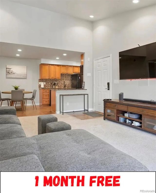 10273 E Peakview Avenue D202, Englewood
