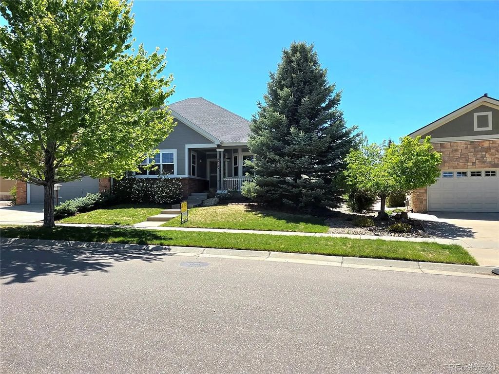 8251 S Quatar Circle, Aurora
