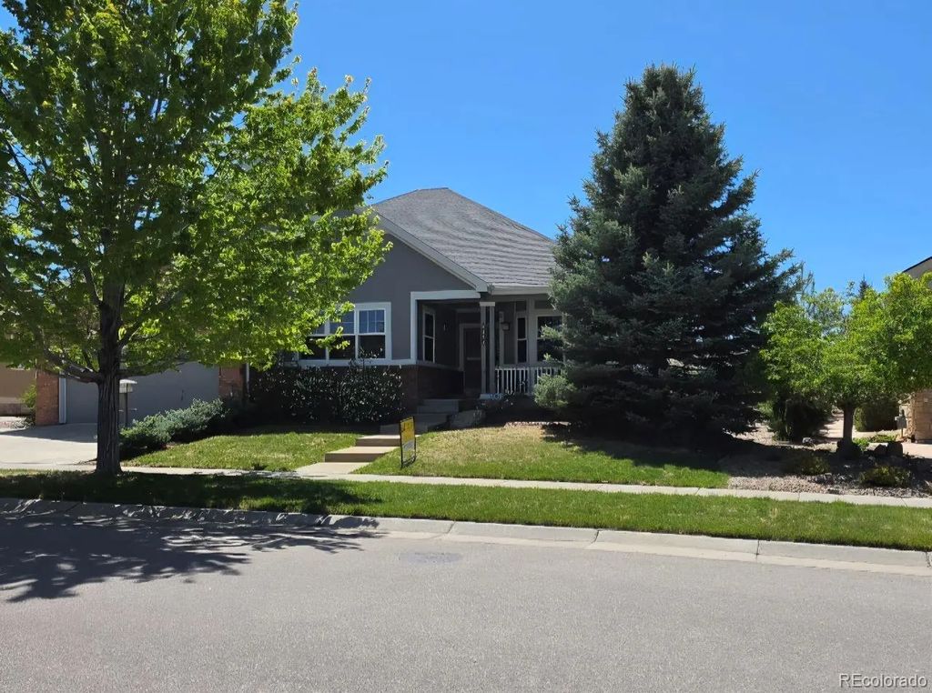 8251 S Quatar Circle, Aurora