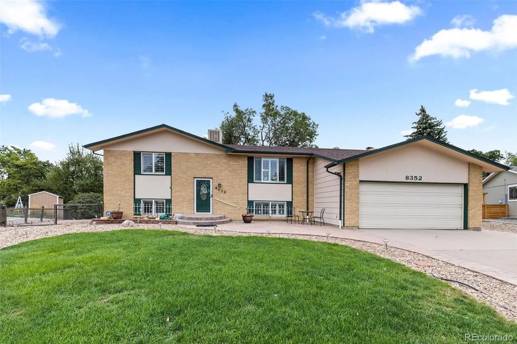 8352 Dover Court, Arvada