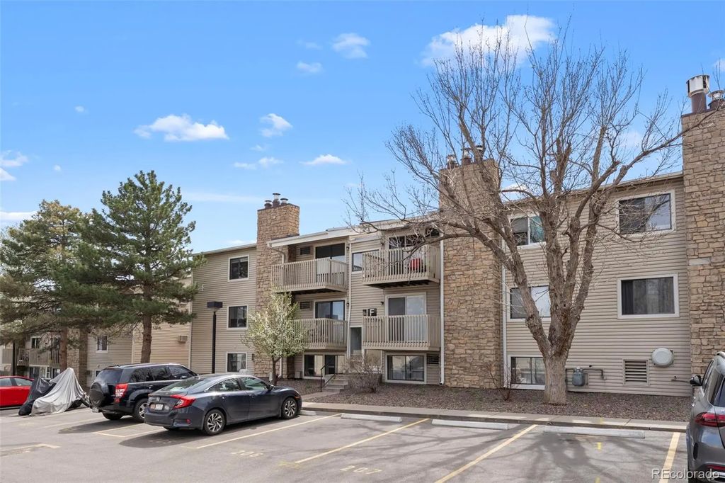 381 S Ames Street F305, Lakewood