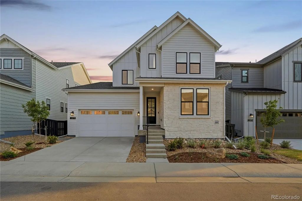 8770 Summerwalk Trail, Littleton