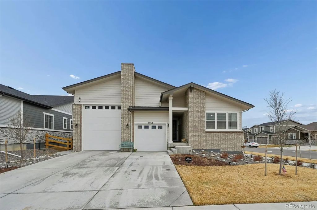 3964 Haleyville Court, Aurora