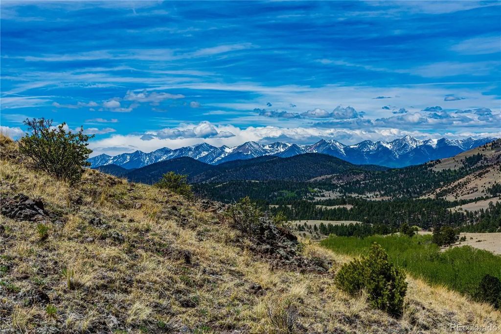 1282 County Road 169a, Cotopaxi
