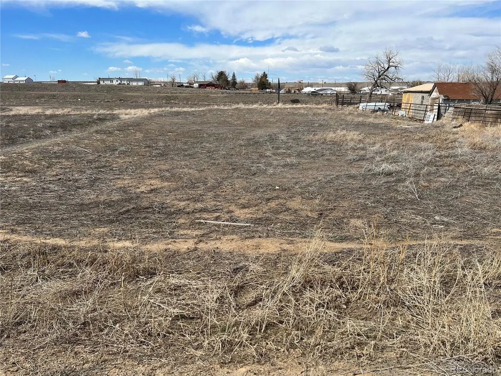 7th Ave, Deer Trail