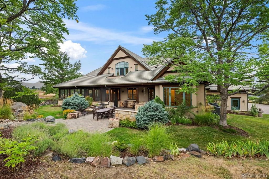 145 Brittany Lane, Lafayette