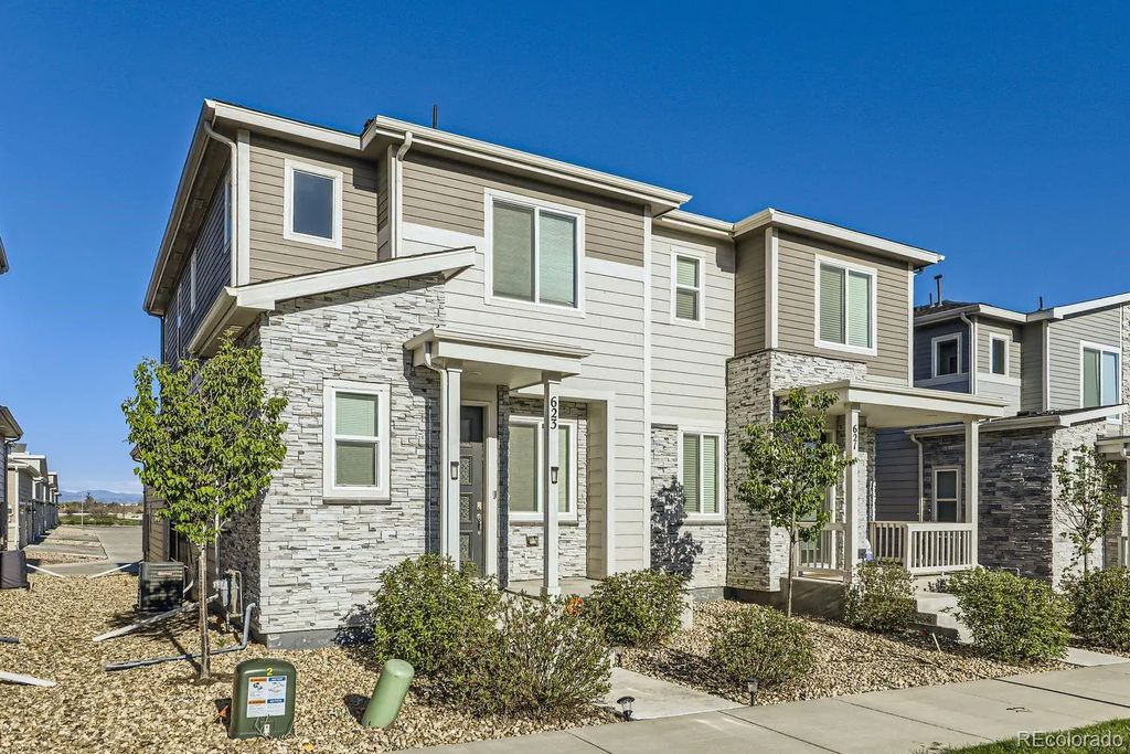 623 S Pitkin Court, Aurora