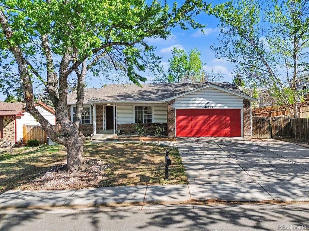 18891 E Lehigh Avenue, Aurora