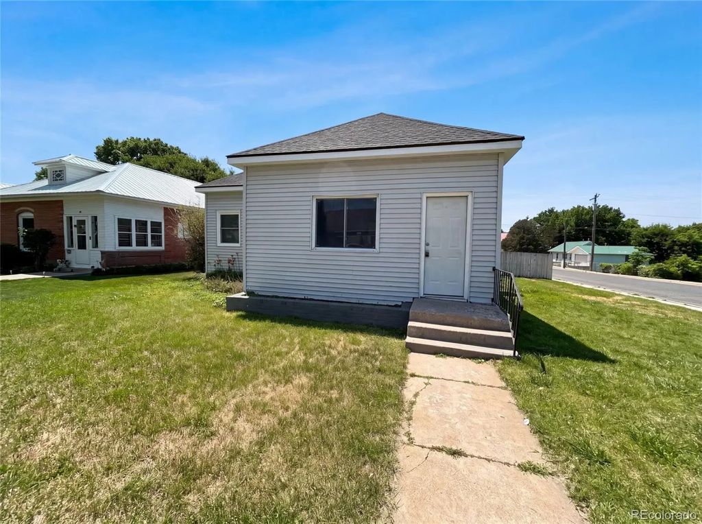503 Blake Street, Wray