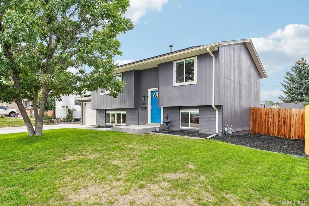 3521 W Mountain Road, Englewood