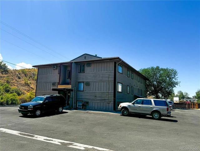 863 E Main Street, Rangely