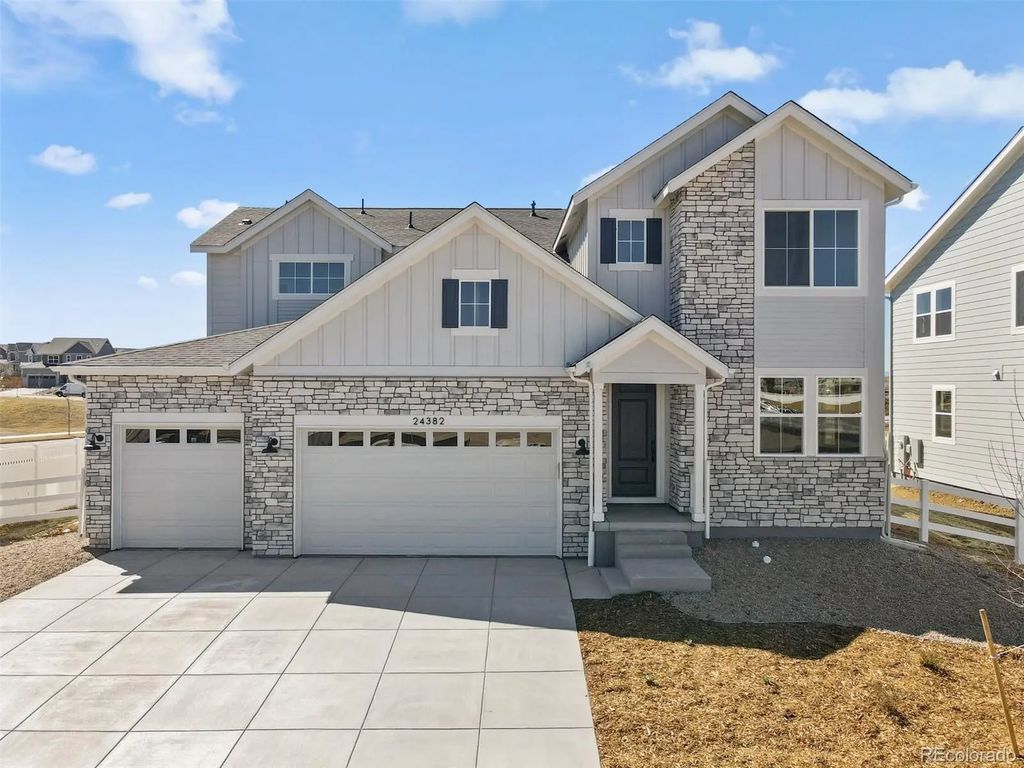 24382 E Atlantic Drive, Aurora