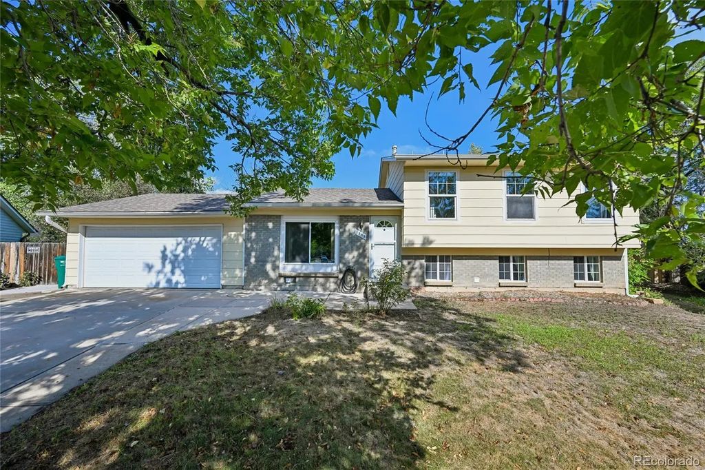 1555 S Sedalia Street, Aurora