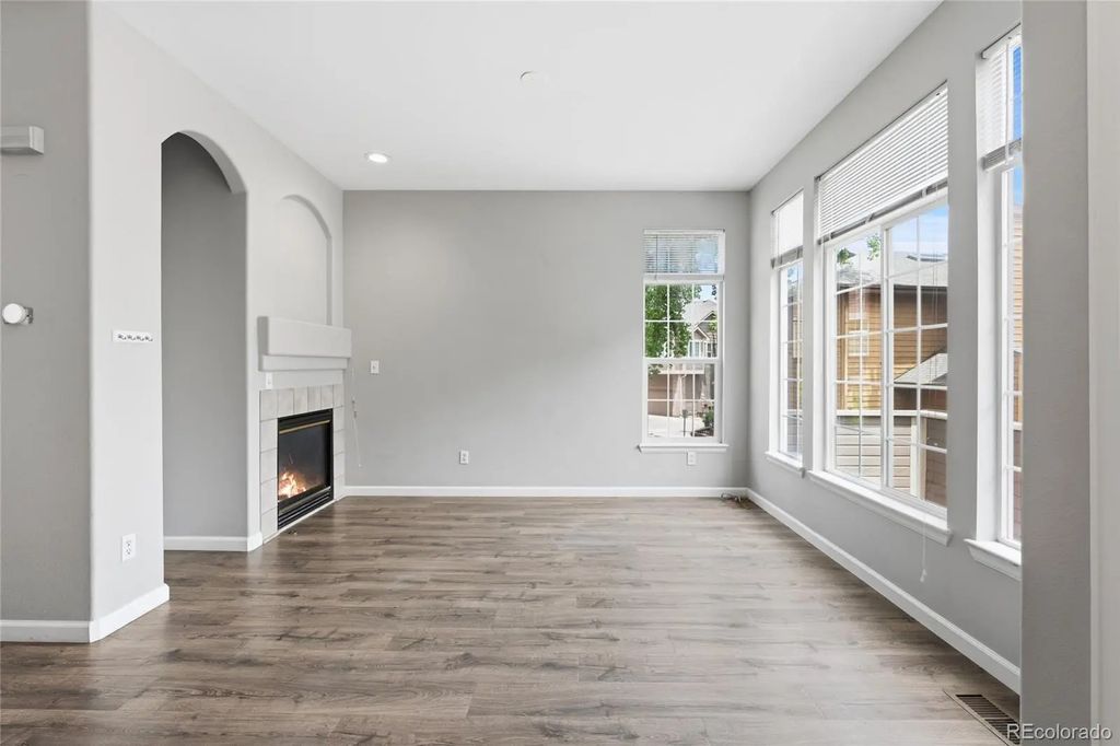 5555 E Briarwood Avenue 2005, Centennial