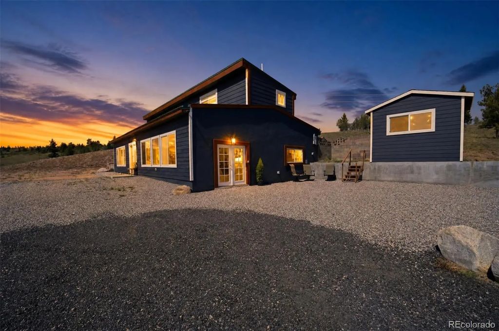 4814 Arrowhead Drive, Jefferson