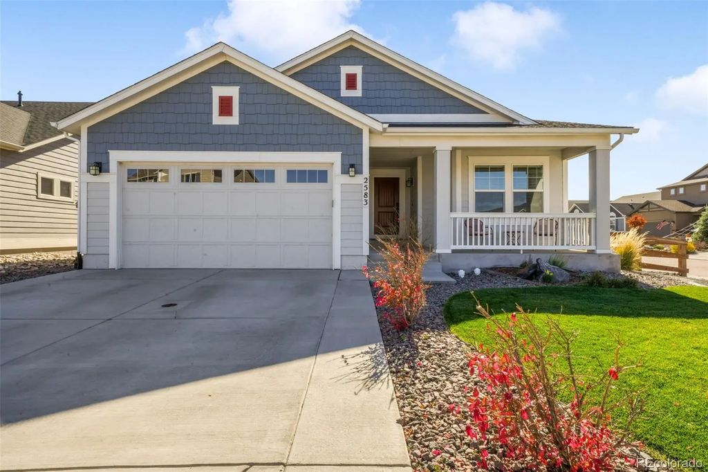 2583 Lakes Edge Drive, Monument