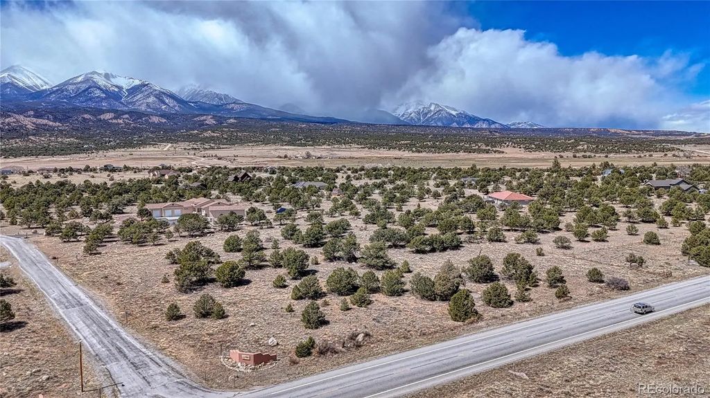 12499 Las Colinas Drive, Salida