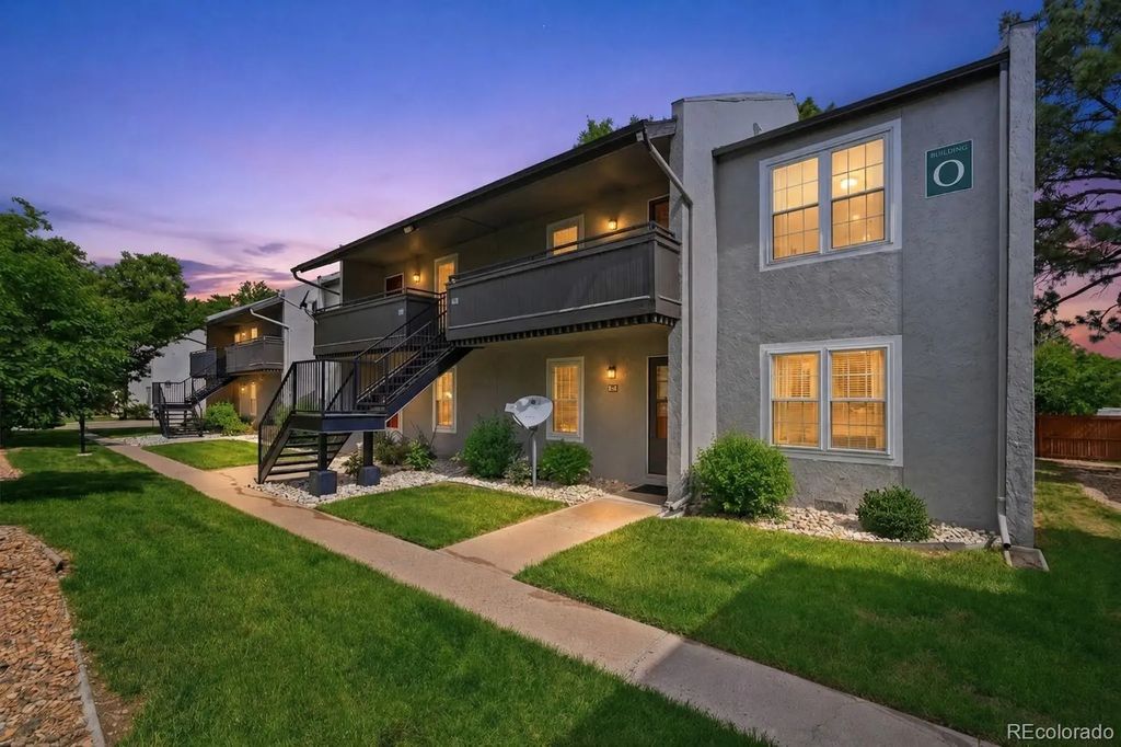 7110 S Gaylord Street O7, Centennial