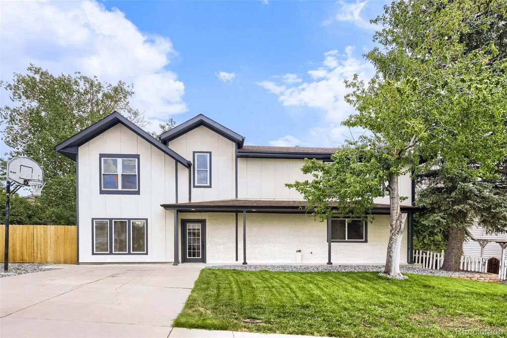 8956 Wagner Lane, Westminster