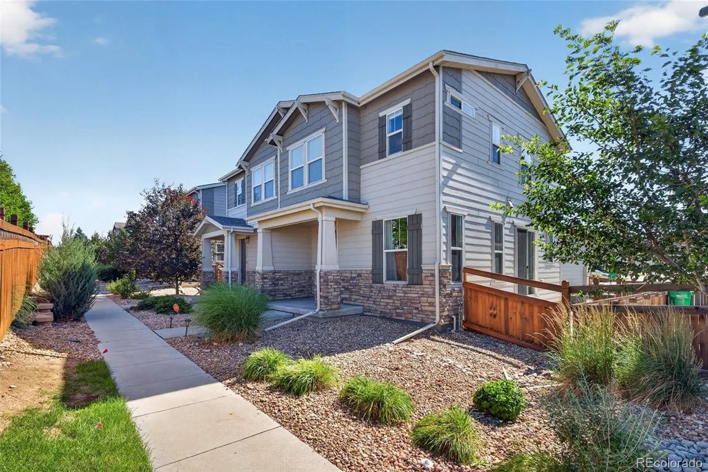 21719 E Quincy Circle, Aurora