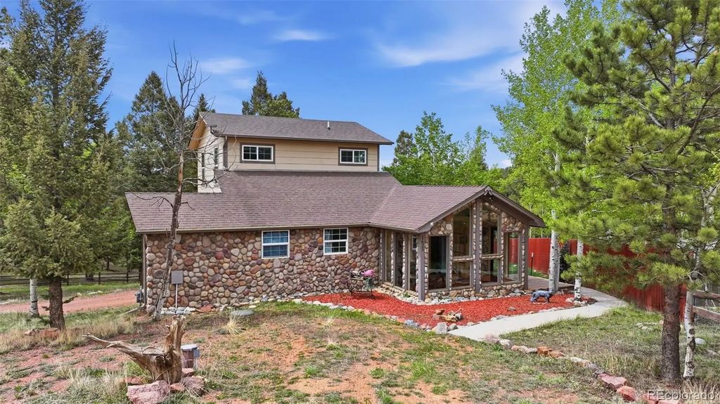 1625 N Mountain Estates Road, Florissant