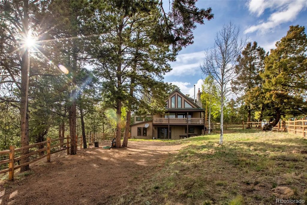 45 Barr Lake Circle, Divide