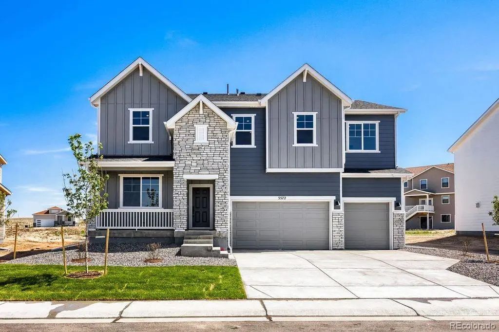 5568 Westin Hills Drive, Elizabeth