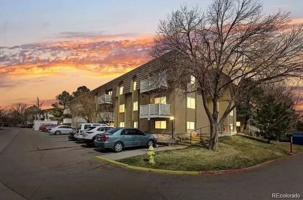 7455 E Quincy Avenue 204, Denver
