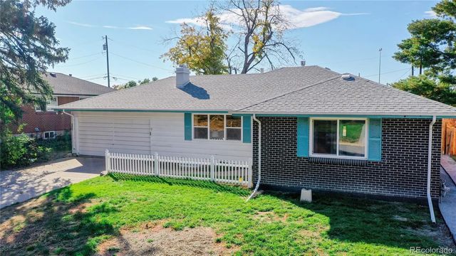 3067 S Holly Place, Denver