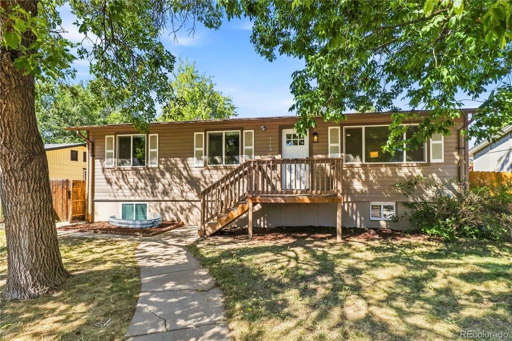 4445 S Delaware Street, Englewood