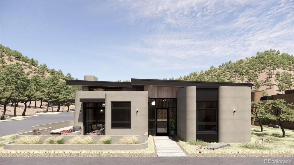 4846 Main Street, Salida