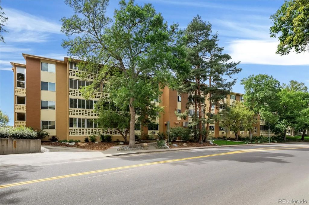 9355 E Center Avenue 4a, Denver