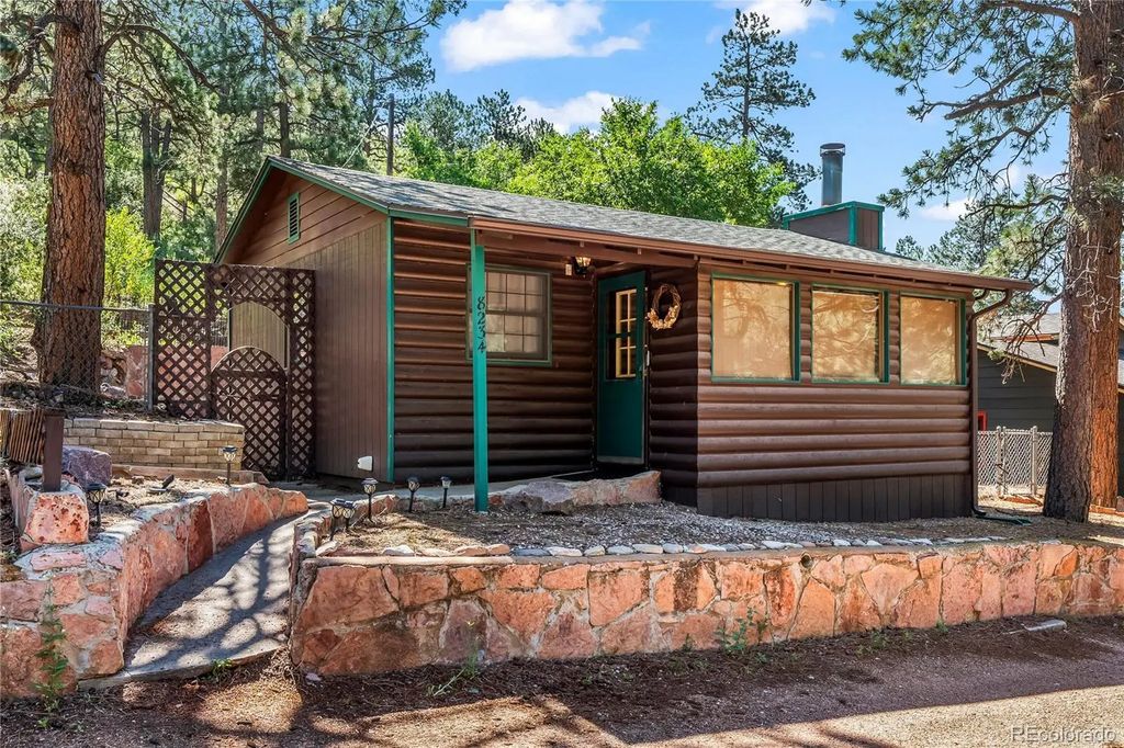 8234 W Highway 24, Cascade