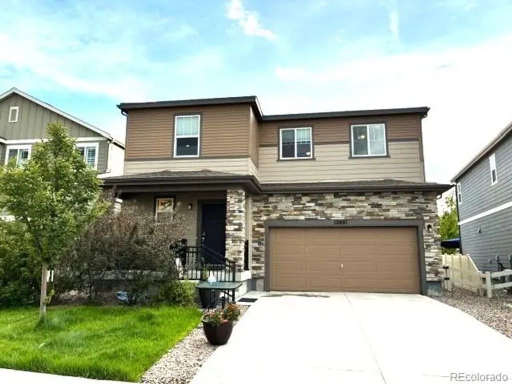 12801 Randles Avenue, Parker